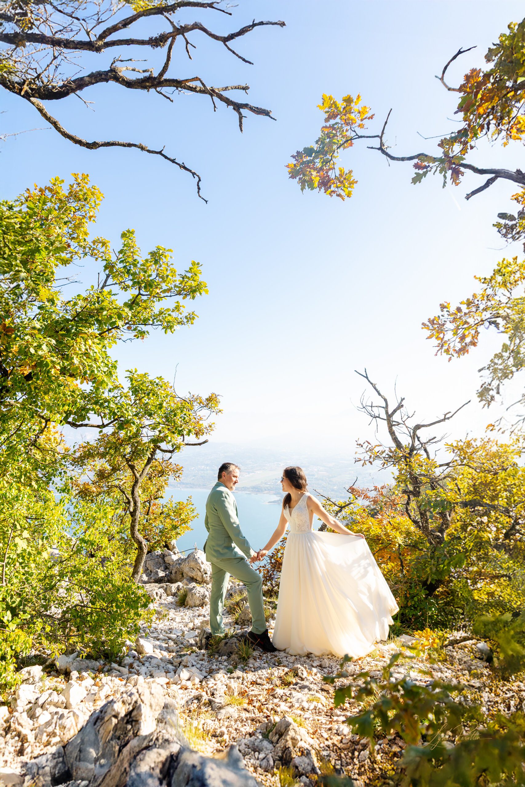 Lydie Perottin photographe specialiste de la maternité grossesse nouveau né bébé enfant famille en rhone alpes