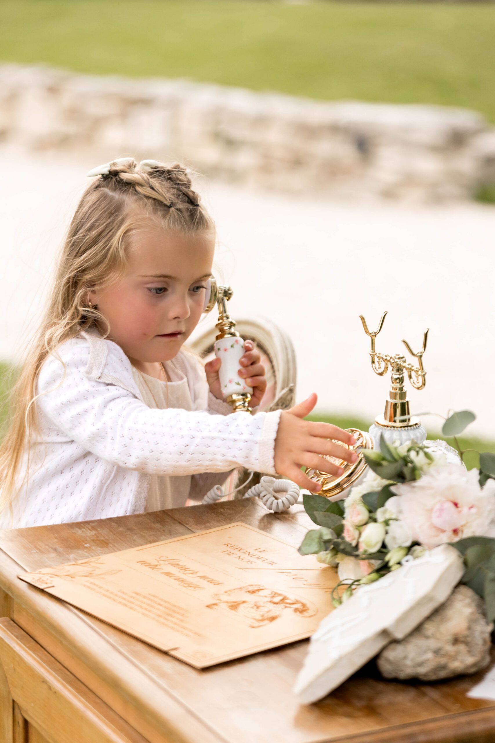 Livre d'or audio bridgerton vintage, decoration et animation de mariage fun et sympa, pas cher, pour organisation de mariage, location ou vente dans toute la france